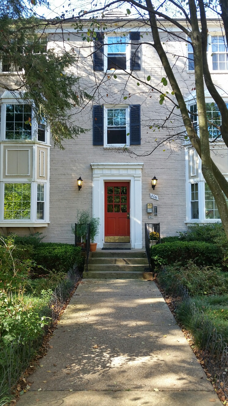 806 S. Arlington Mill Dr.